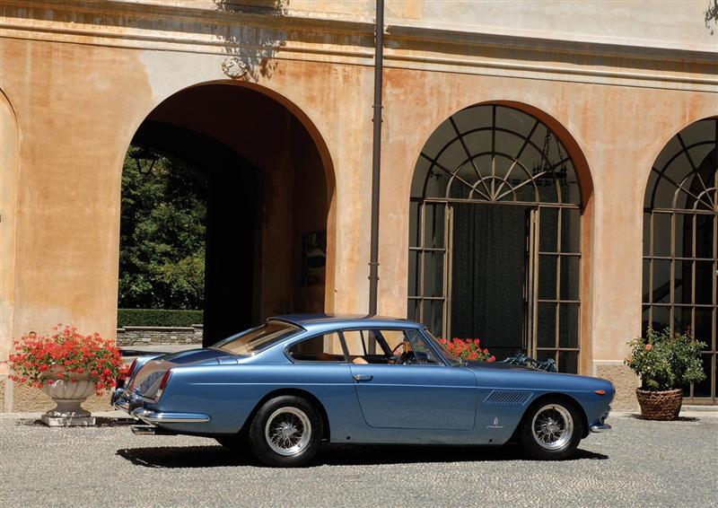 Ferrari-330_America_1963_02-800
