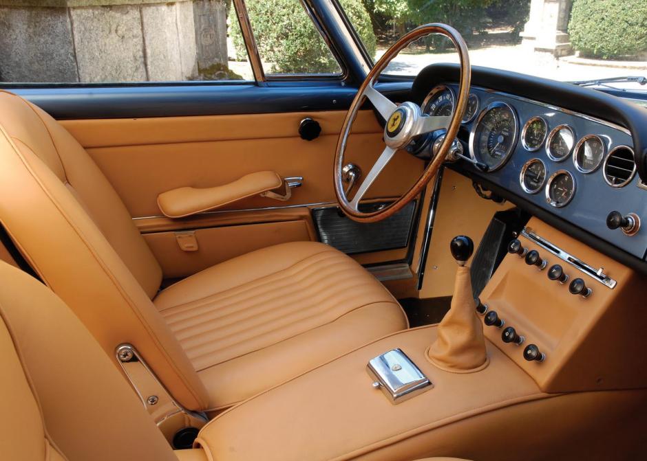 Ferrari-330_America_1963_i01